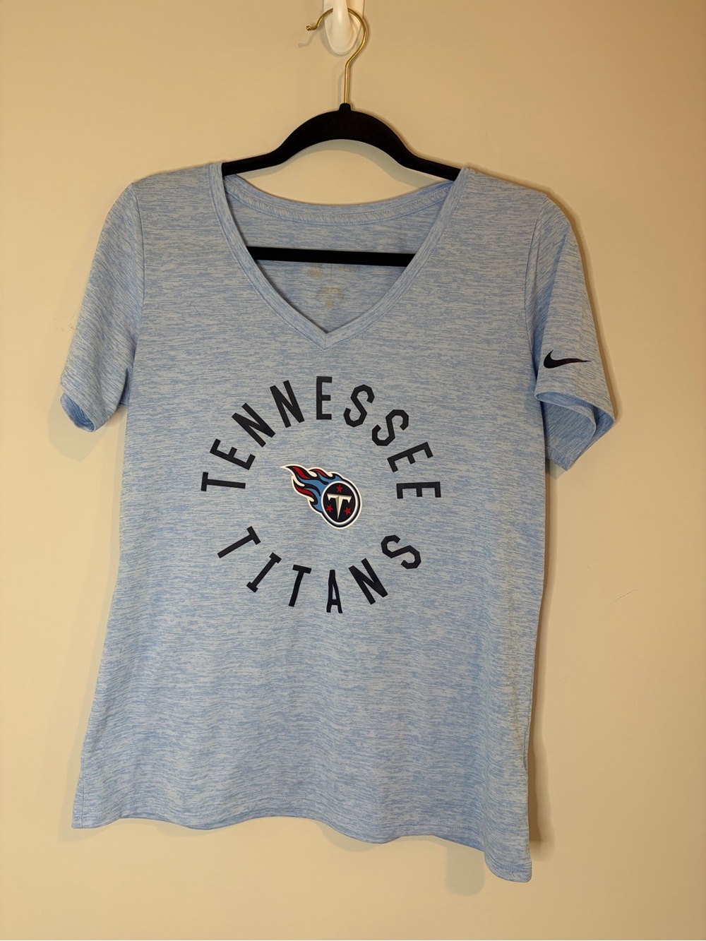 Women’s Nike Dri-Fit Tennessee Titans Heathered Blue V-Neck Tee Size M